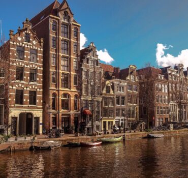 Snel een woning in Amsterdam vinden? Tips waar je iets aan hebt.